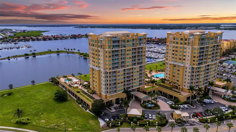 140 Riviera Dunes Way #503, FL