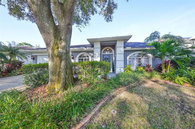 9309 Hampshire Park Dr, FL