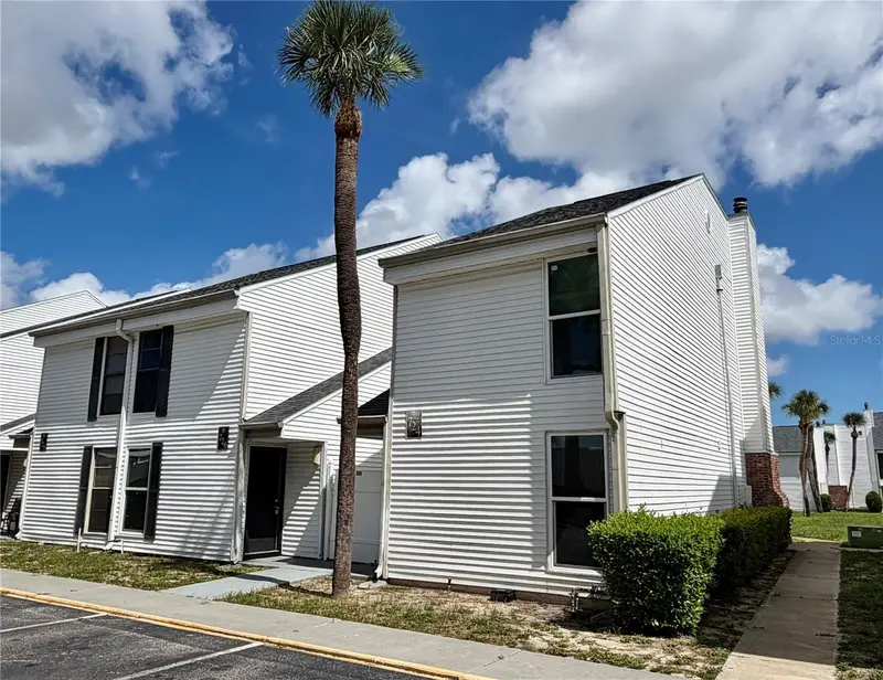 724 Haven Pl #724, FL