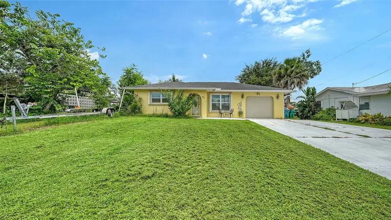 481 W Tarpon Blvd Nw, FL