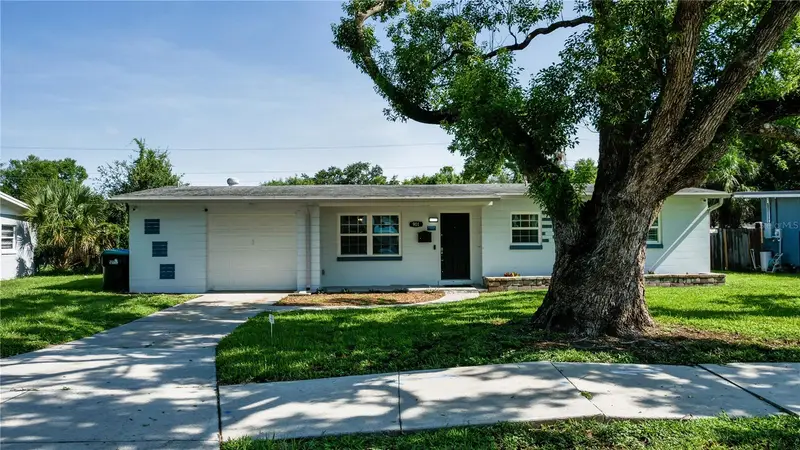 901 Baltimore Dr, FL