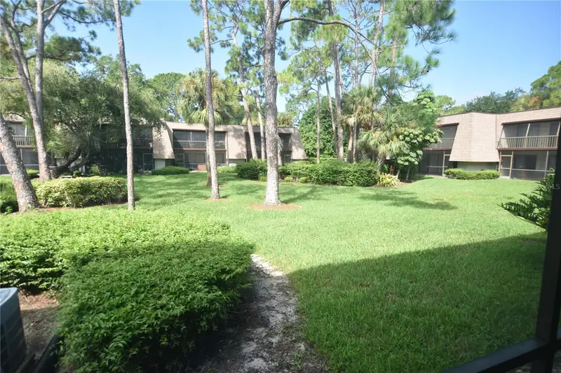 4626 Ringwood Mdw #25, FL