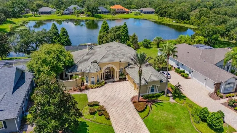 6217 Kingbird Manor Dr, FL