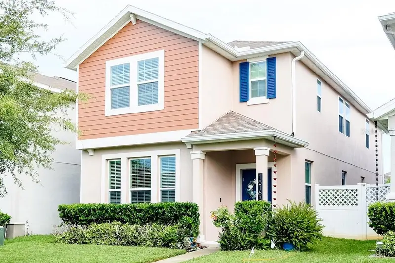 Storey Grove listing