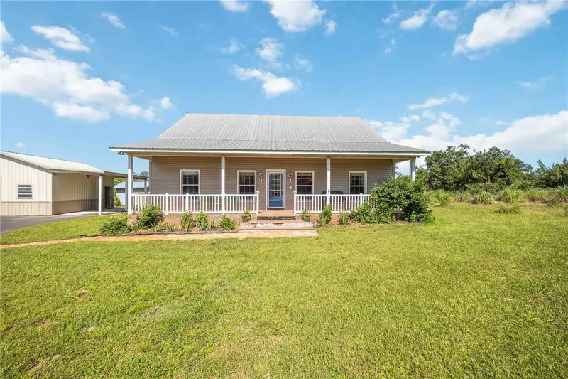 2711 Snyder Rd, FL