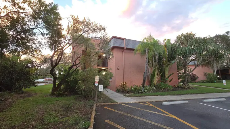 4805 Alt 19 #624, FL