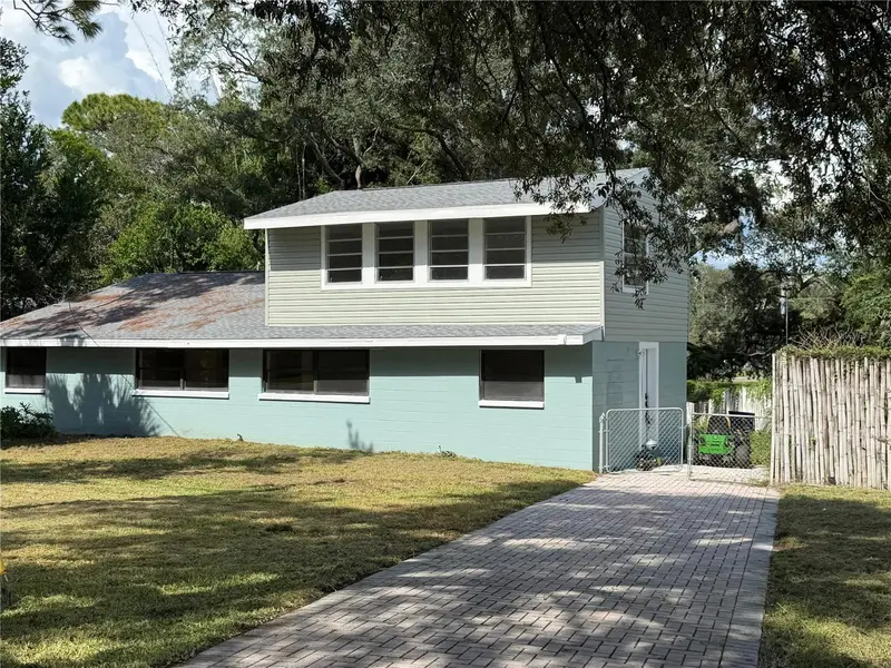 10801 N Edison Ave, FL