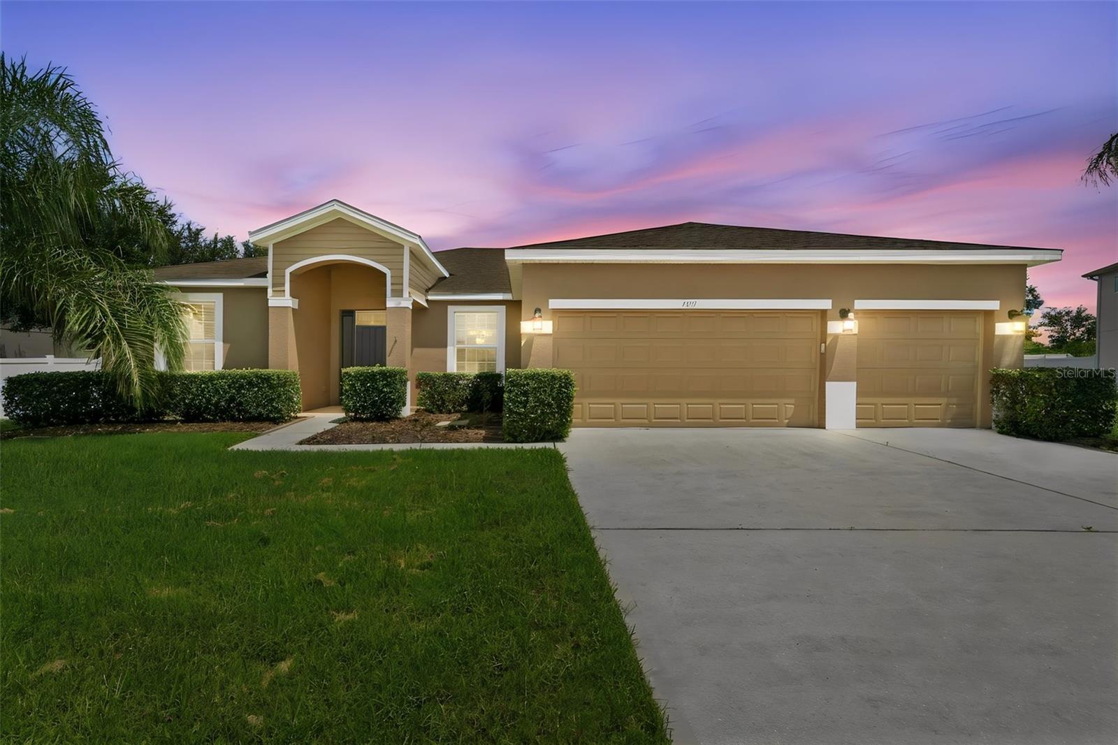 1451 Daystar Ln, FL