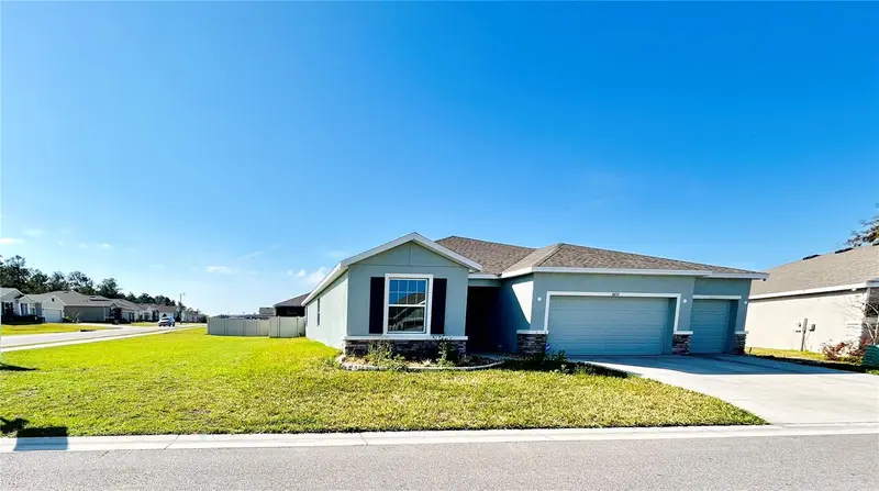 6853 Se 3rd Loop, FL