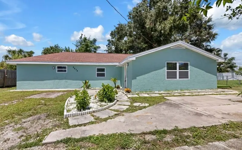 2839 Olympic St, FL