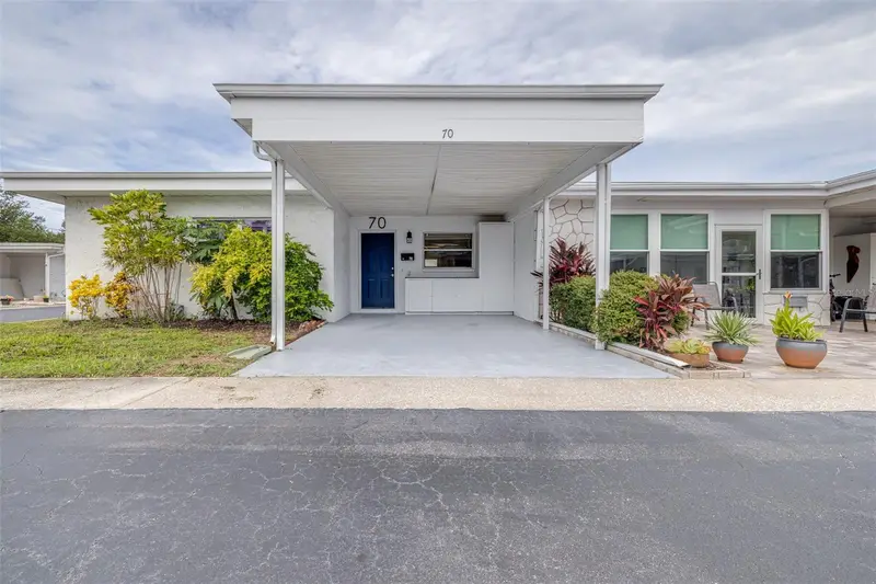 13940 Anona Heights Dr #70, FL