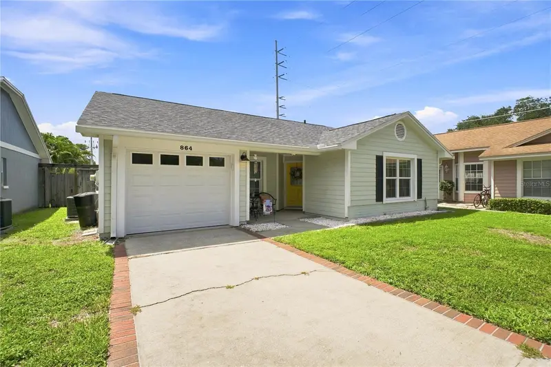 864 Franklin Cir, FL