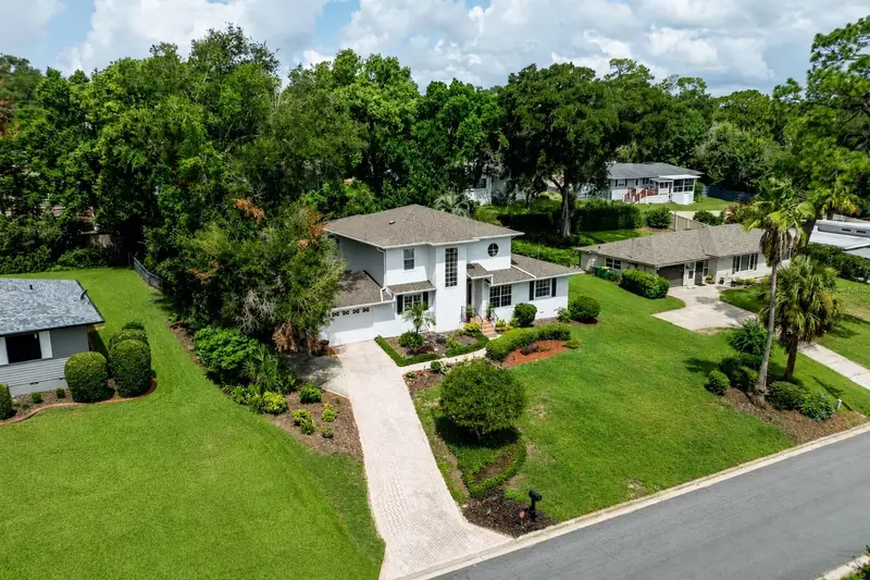 1405 Hilltop Dr, FL