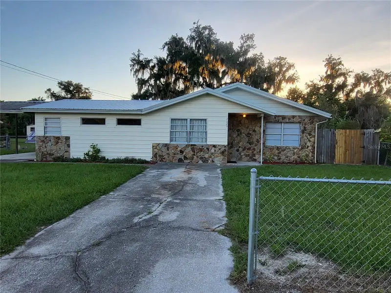 2620 Howard St, FL
