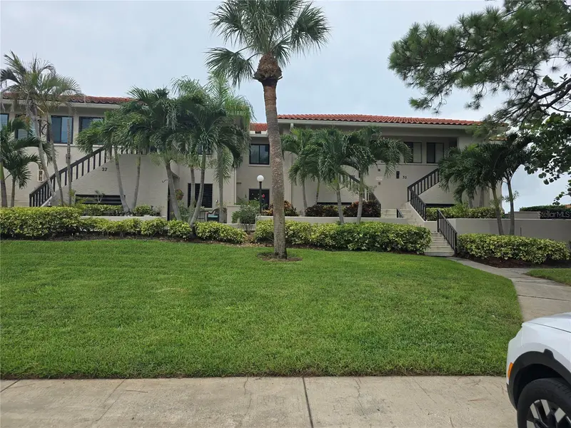 1802 Mariner Dr #32, FL
