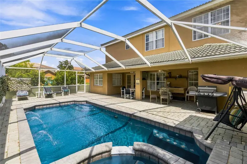 426 Vista Loop, FL