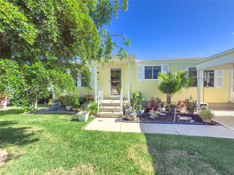 190 Nightingale Cir, FL