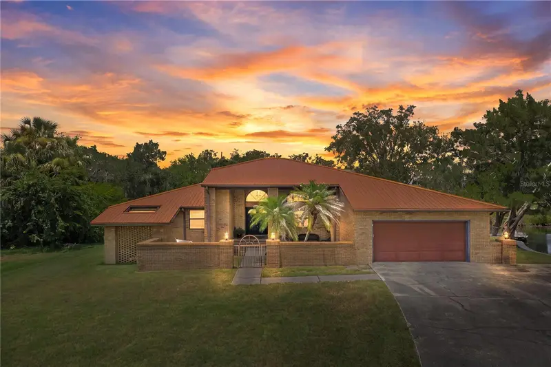11649 W Clubview Dr, FL