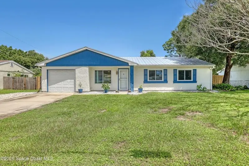 1671 Charles Blvd Ne, FL
