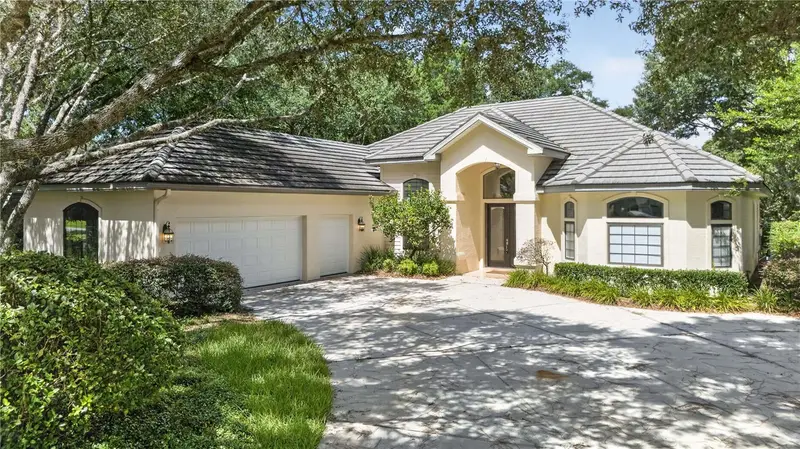 2816 N Prestwick Way, FL