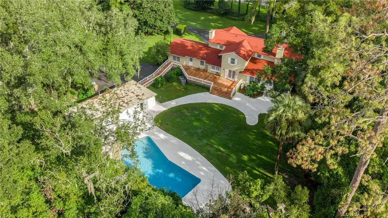 3422 E Fort King St, FL