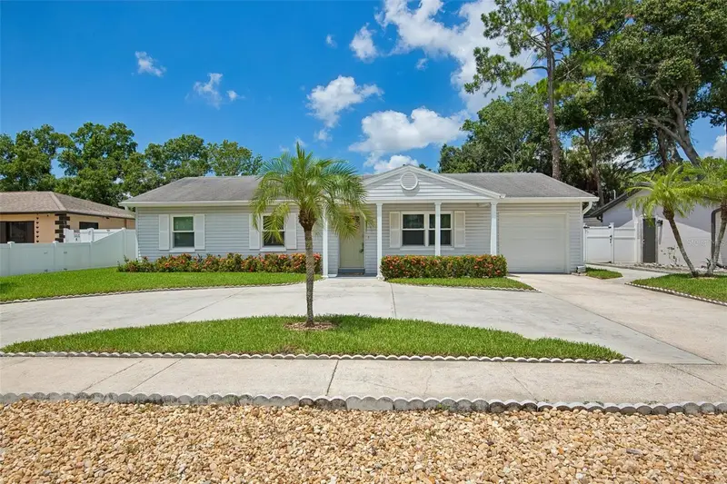 6424 Eldorado Dr, FL