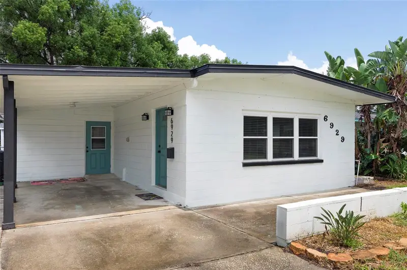 6929 39th Ave N, FL