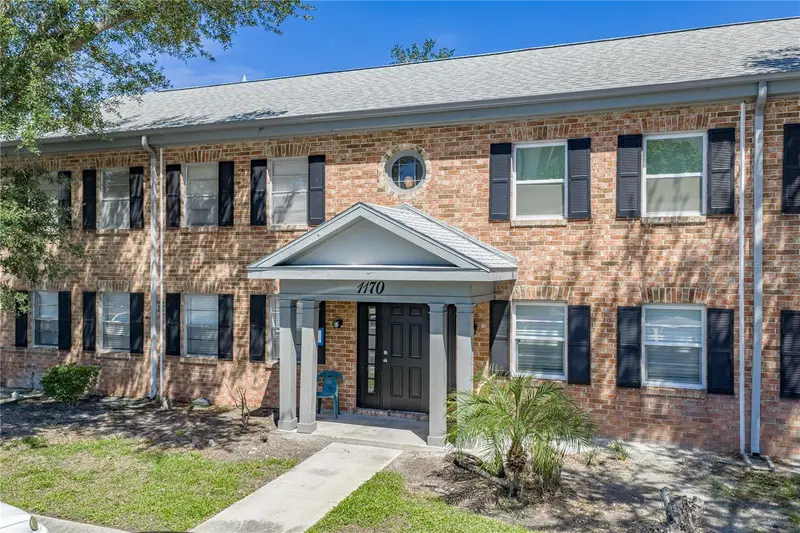 1170 Rue Des Chateaux #1a, FL