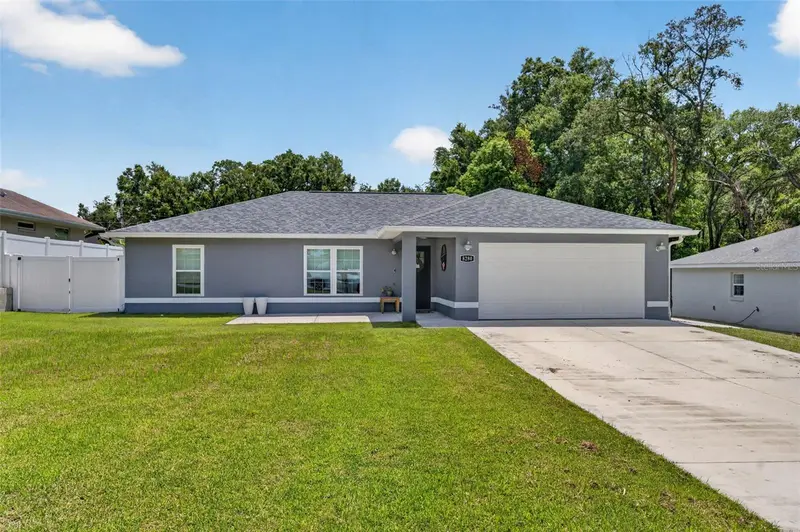 8280 Se 161st Pl, FL