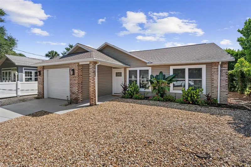 2135 S Flagler Ave, FL