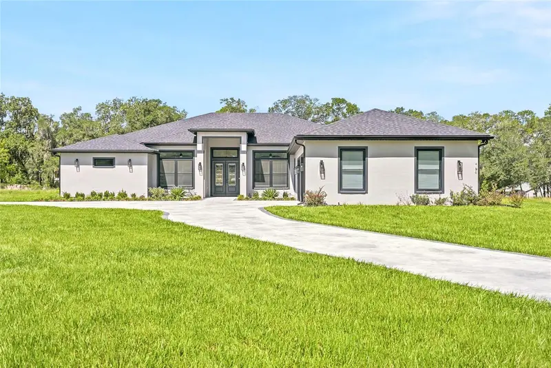 4550 S Cascade Ave, FL