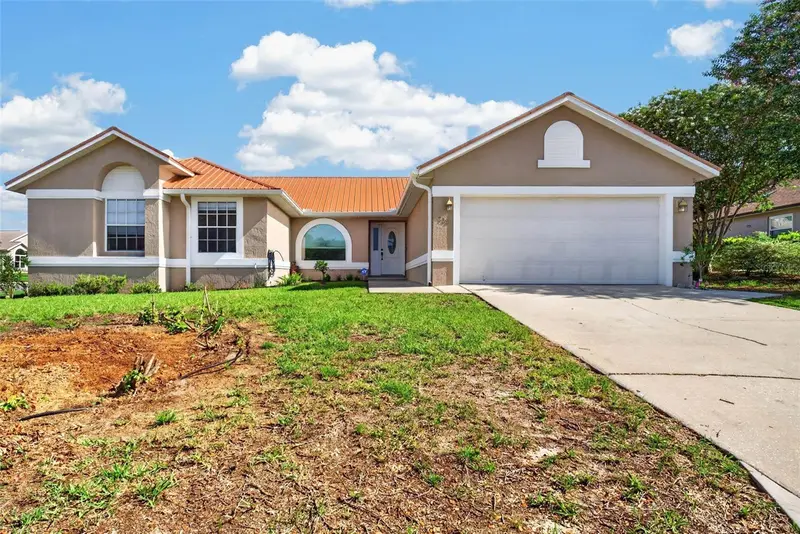 722 Hunt Dr, FL