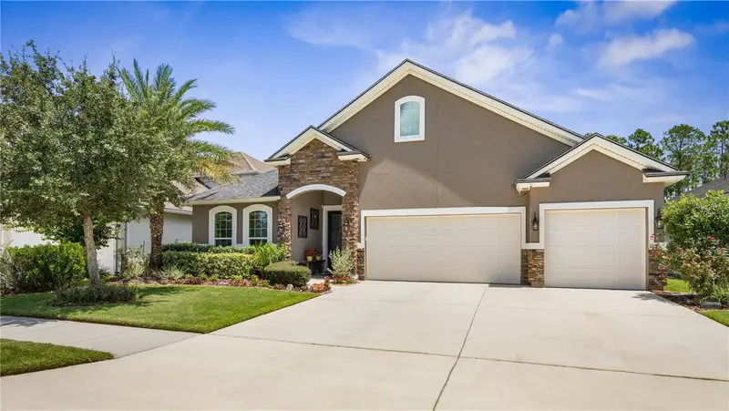 148 S Coopers Hawk Way, FL