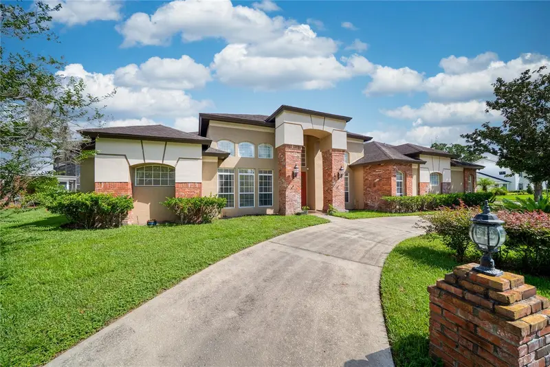 2335 Forest Club Dr, FL