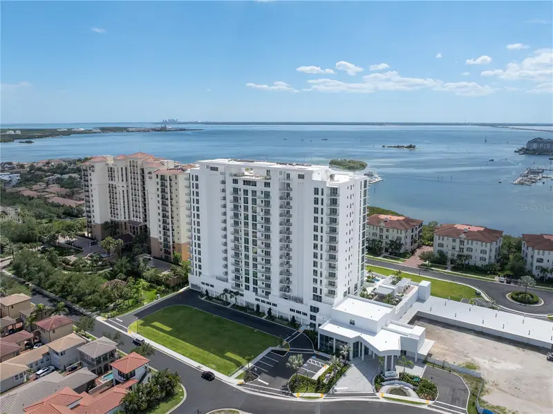 5713 Bowen Daniel Dr #606, FL