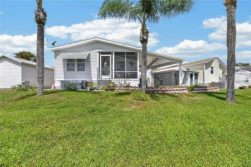370 Citrus Ridge Dr, FL