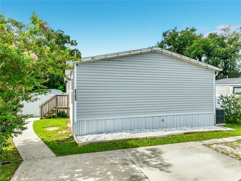 2104 Old Dixie Hwy, FL