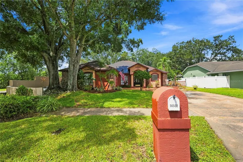 16502 Cayman Dr, FL