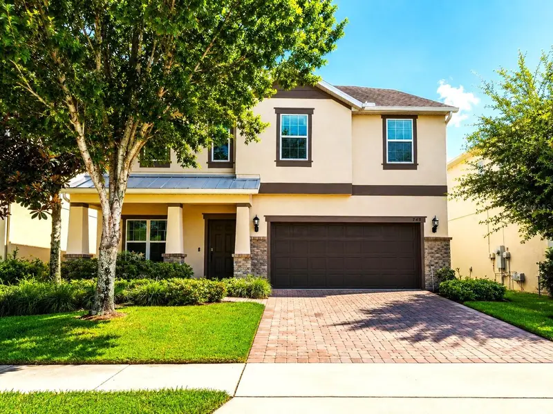 745 Marsh Reed Dr W, FL