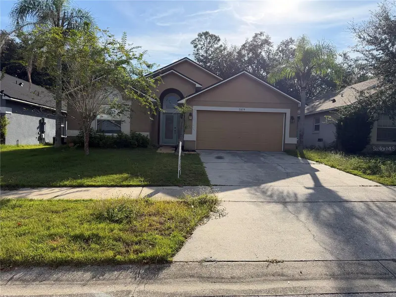 1079 Stoneham Dr, FL