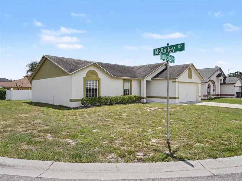 3735 Imperial Dr, FL