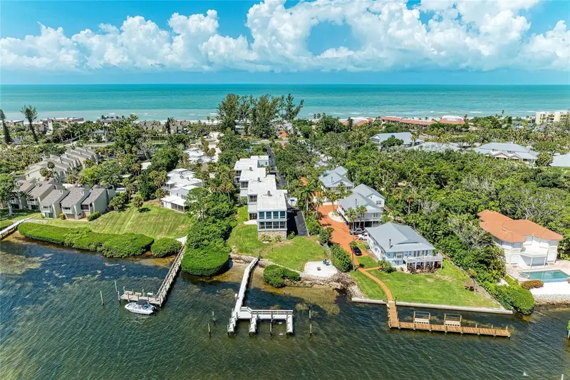 5320 Gulf Of Mexico Dr #204, FL