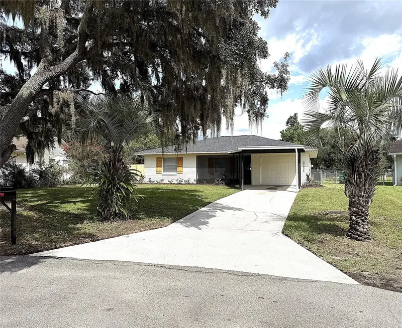 39608 Meadowood Loop, FL