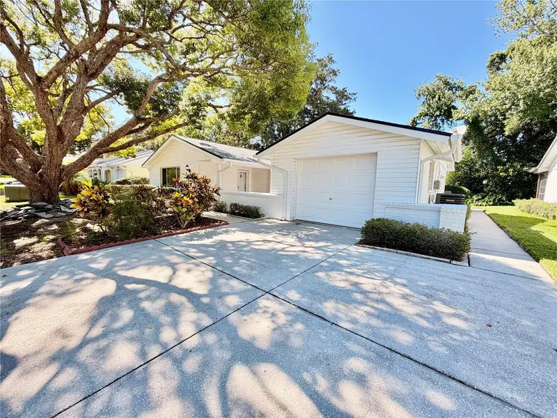 8207 Mill Creek Ln, FL