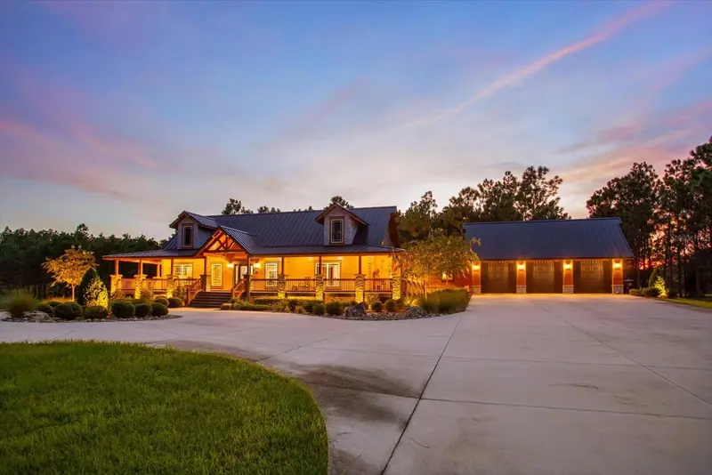 5208 Effie Dr, FL