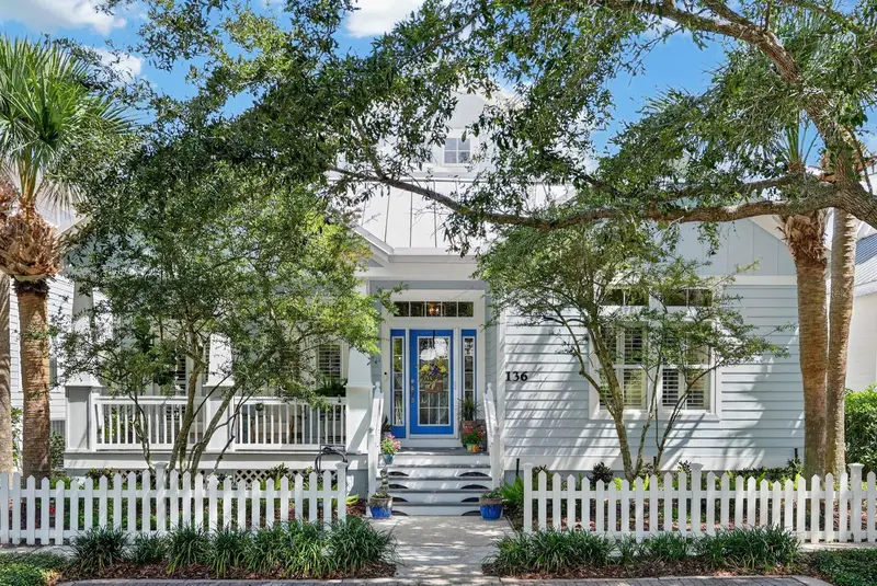 136 Island Cottage Way Way, FL