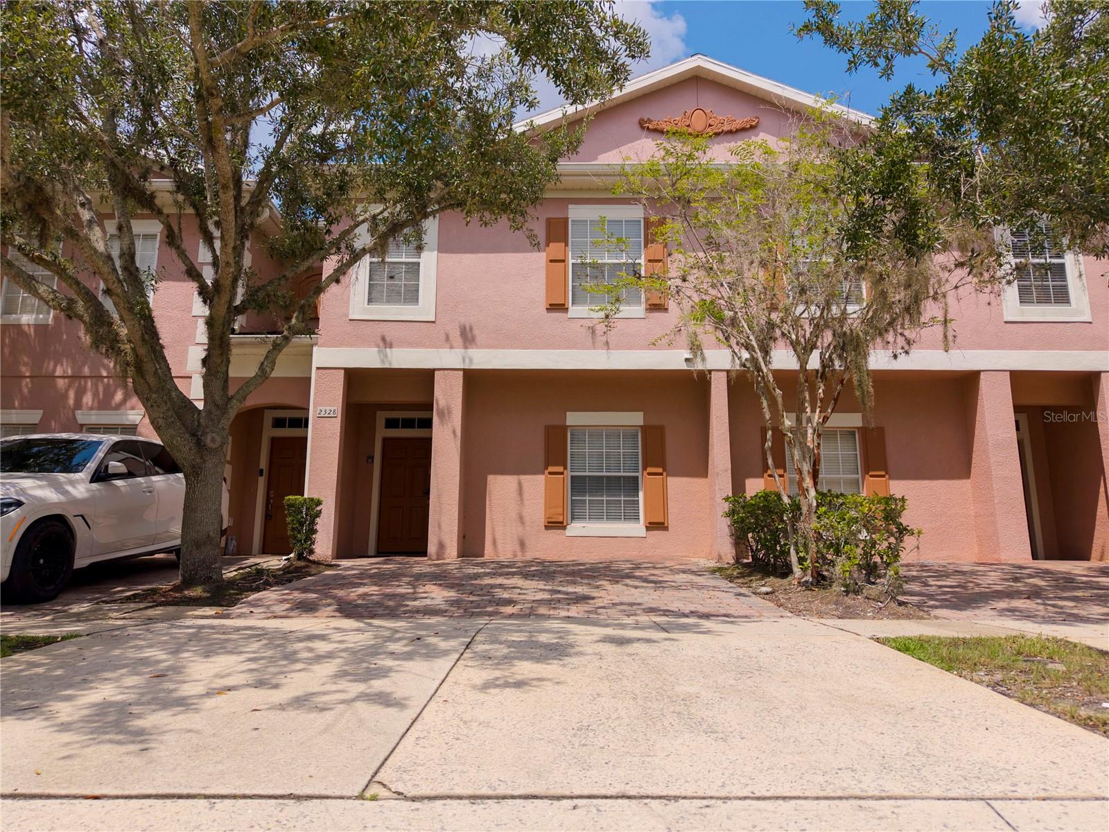 2328 Caravelle Cir, FL