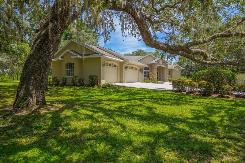 9807 E Lake Tahoe Dr, FL