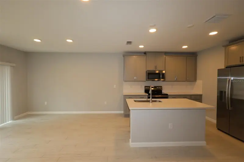 6104 Fellow Wagon Way, FL