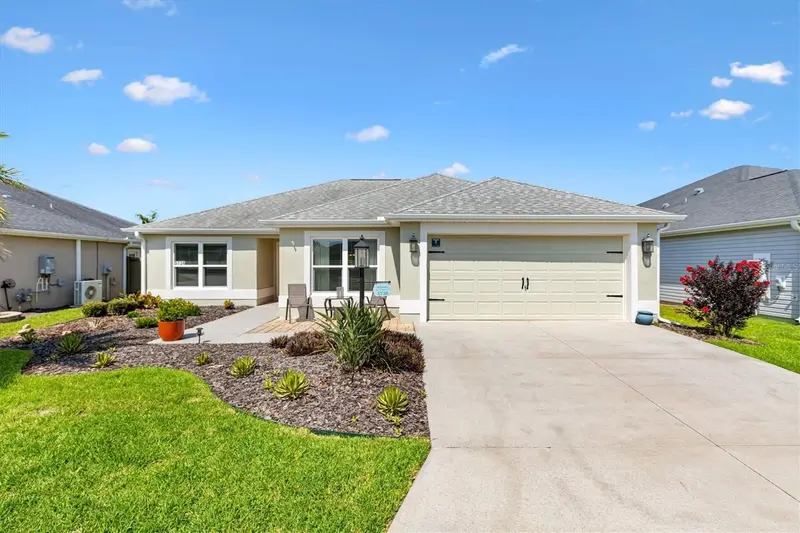 5738 Carley Loop, FL